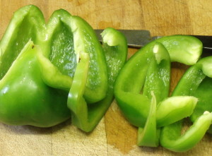 Slicing Greeen Pepper - www.inhabitedkitchen.com