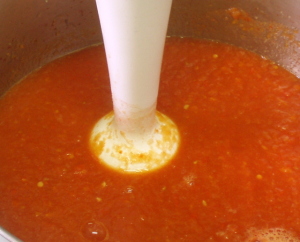 Pureeing Pepper and Tomato Soup - www.inhabitedkitchen.com