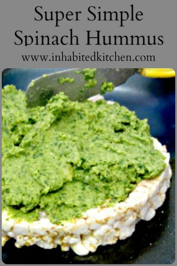 Spinach Hummus - a quick and easy spread made of spinach and chick peas, perfect with crackers!