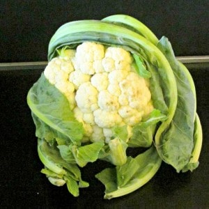Masala cauliflower - a quick and easy way to make a spiced cauliflower, to be the centerpiece of a simple weeknight meal. 