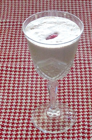 Start the day with a Chocolate Strawberry Protein Shake for breakfast! Easy and fast, but feels luxurious. 