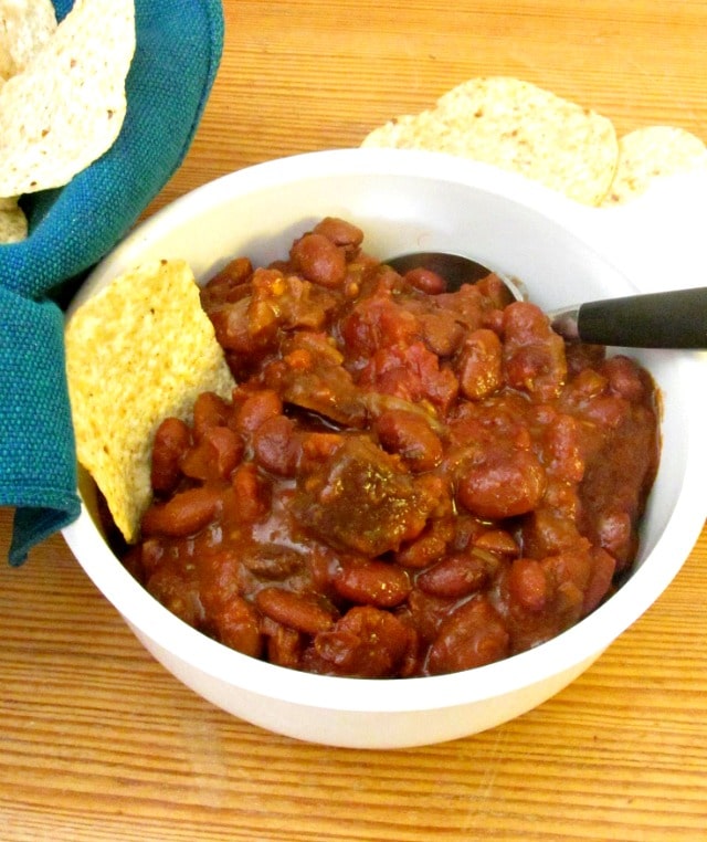 Make a large slow cooker full of chili, for a party, for the freezer, for a series or delicious quick meals! 