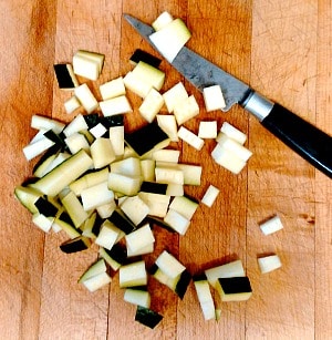 Learn knife skills and select a method for cutting vegetables that gives the best result in your specific recipe - from slice and dice to zucchini fans!