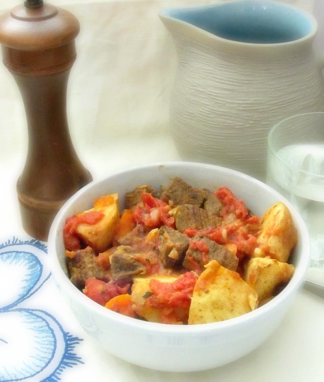 Fast and easy, a simple stripped down pressure cooker beef stew - using pre-browned beef cubes - is a wonderful weeknight dinner! 