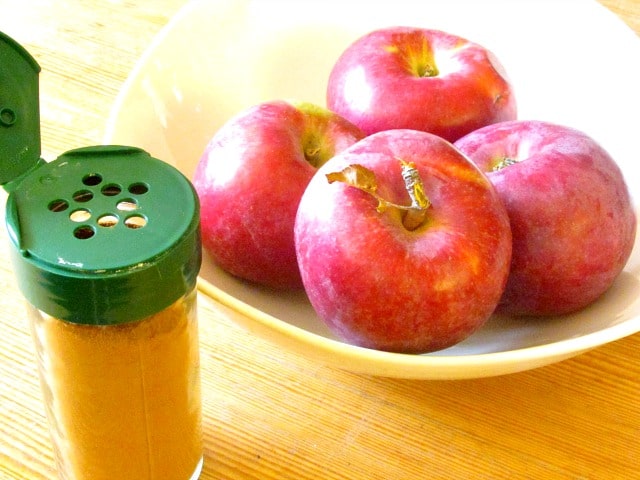 Make your own Apple Pie Spice Blend, to celebrate apple season, and enjoy a different flavor in cereal, coffee, and baked goods!