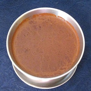 Need a sauce to add flavor to plain food, or bring several different elements together? Does a Chocolate Chili sauce sound interesting? Gluten free, vegan. 