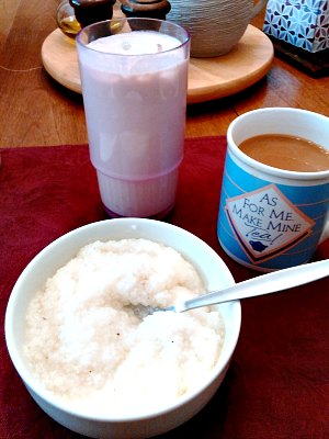 WIAW 195 - breakfast - shake, grits and coffee