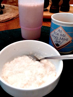 WIAW 197 - Breakfast - grits, protein shake, and coffee