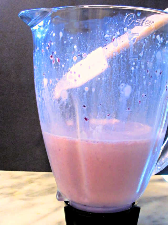 Berry Protein Smoothie in blender